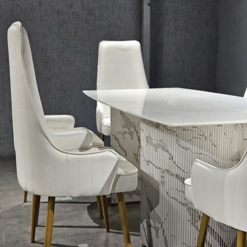 e8b48429-63cc-4300-ba29-bb2ab75328eb